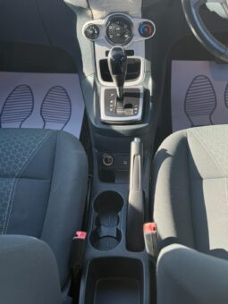 
										2009 Ford Fiesta 1.4 Zetec full									