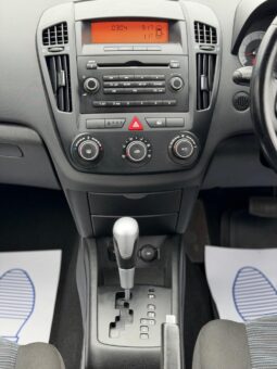 
										2008 Kia Ceed full									