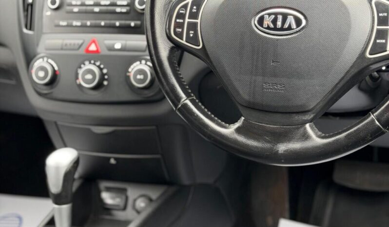 
								2008 Kia Ceed full									