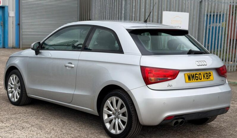 
								2011 Audi A1 full									