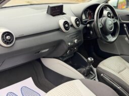 
										2011 Audi A1 full									