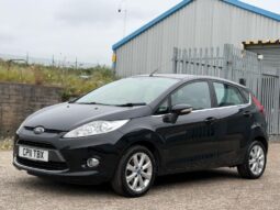 
										2011 Ford Fiesta full									