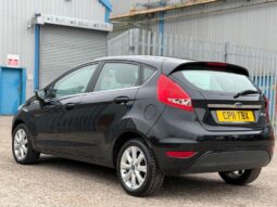 
										2011 Ford Fiesta full									
