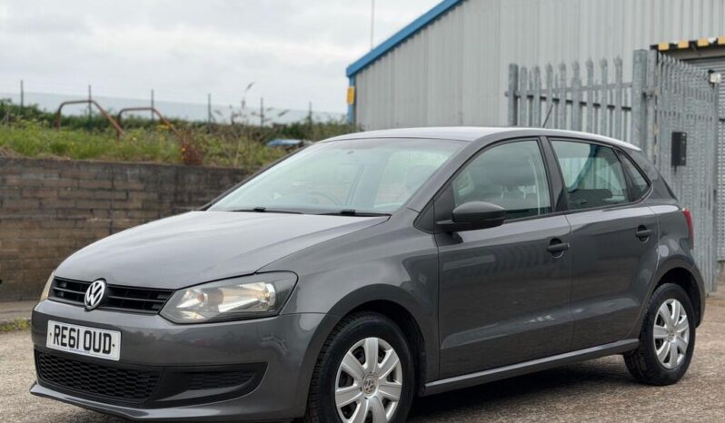 
								2011 Volkswagen Polo full									