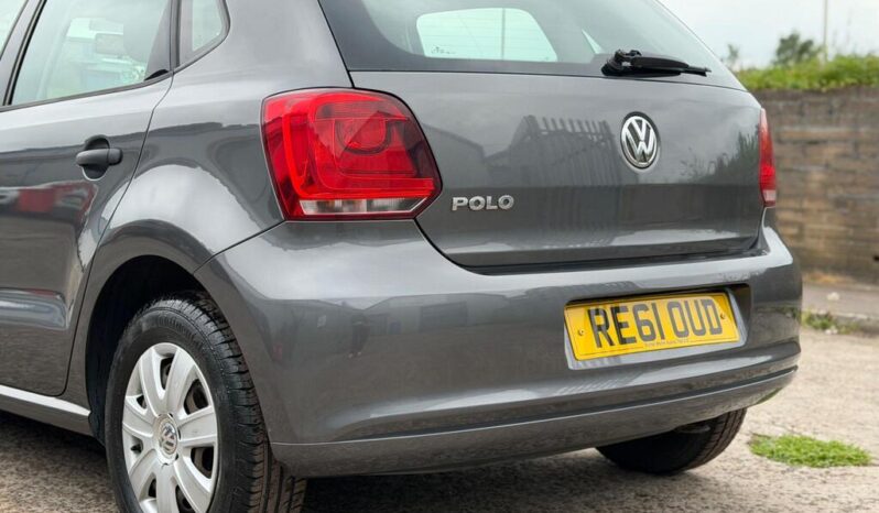 
								2011 Volkswagen Polo full									