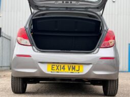 
										2014 Hyundai i20 full									