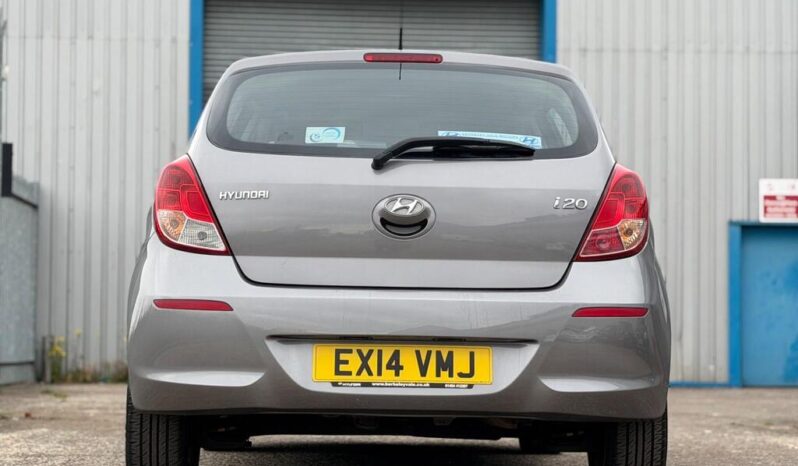 
								2014 Hyundai i20 full									