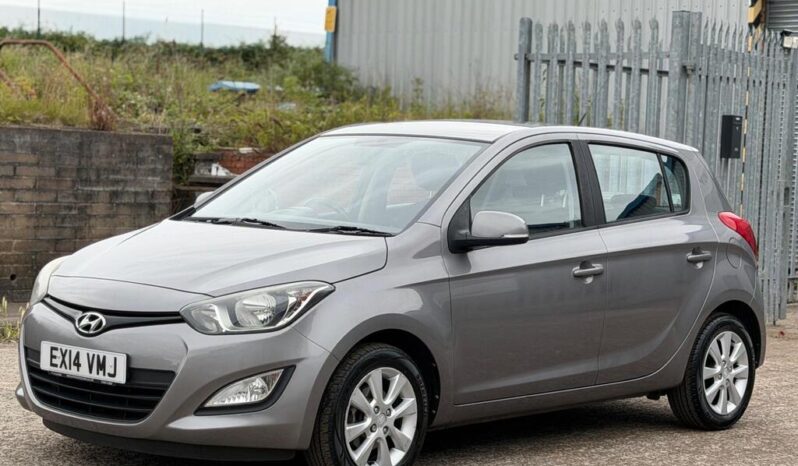 
								2014 Hyundai i20 full									