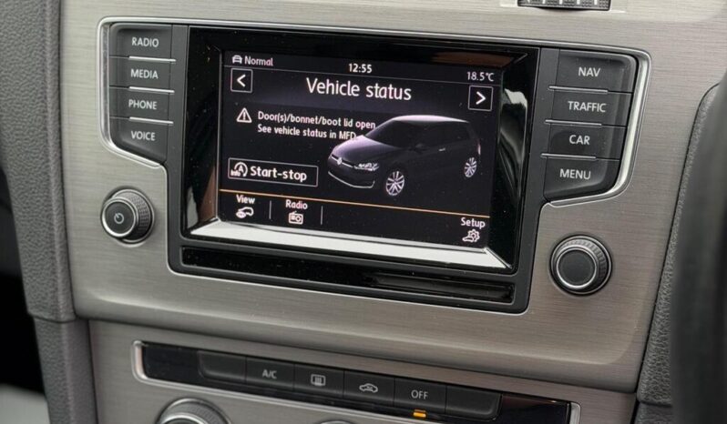
								2014 Volkswagen Golf full									