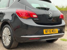 
										2015 Vauxhall Astra full									