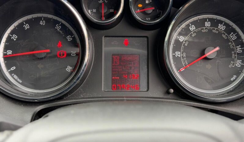 
								2015 Vauxhall Astra full									