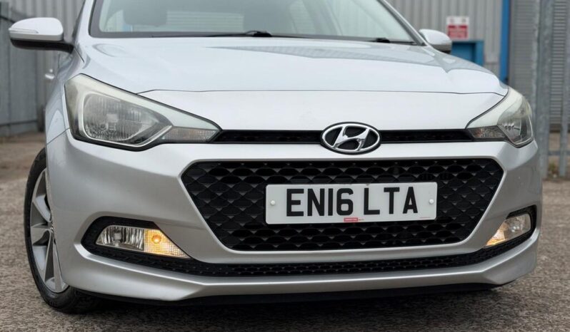 
								2016 Hyundai i20 full									